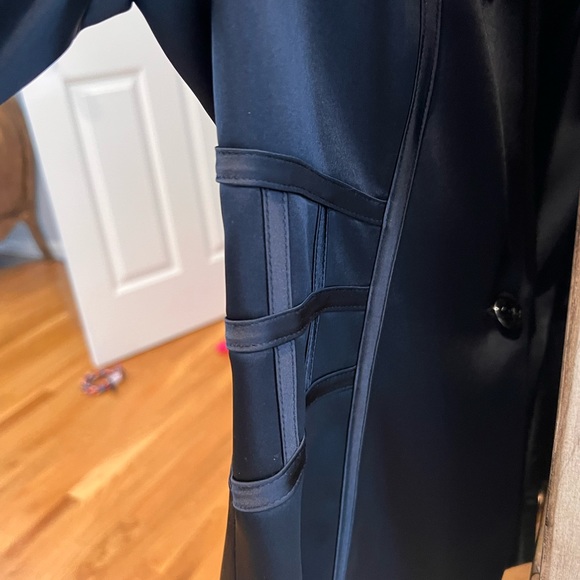 Beautiful Cach’e Navy Suit with matching pencil suit w/gold necklace. - Picture 2 of 15